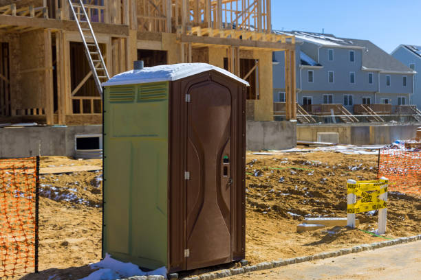 Best Construction site porta potty rental  in Perry, KS